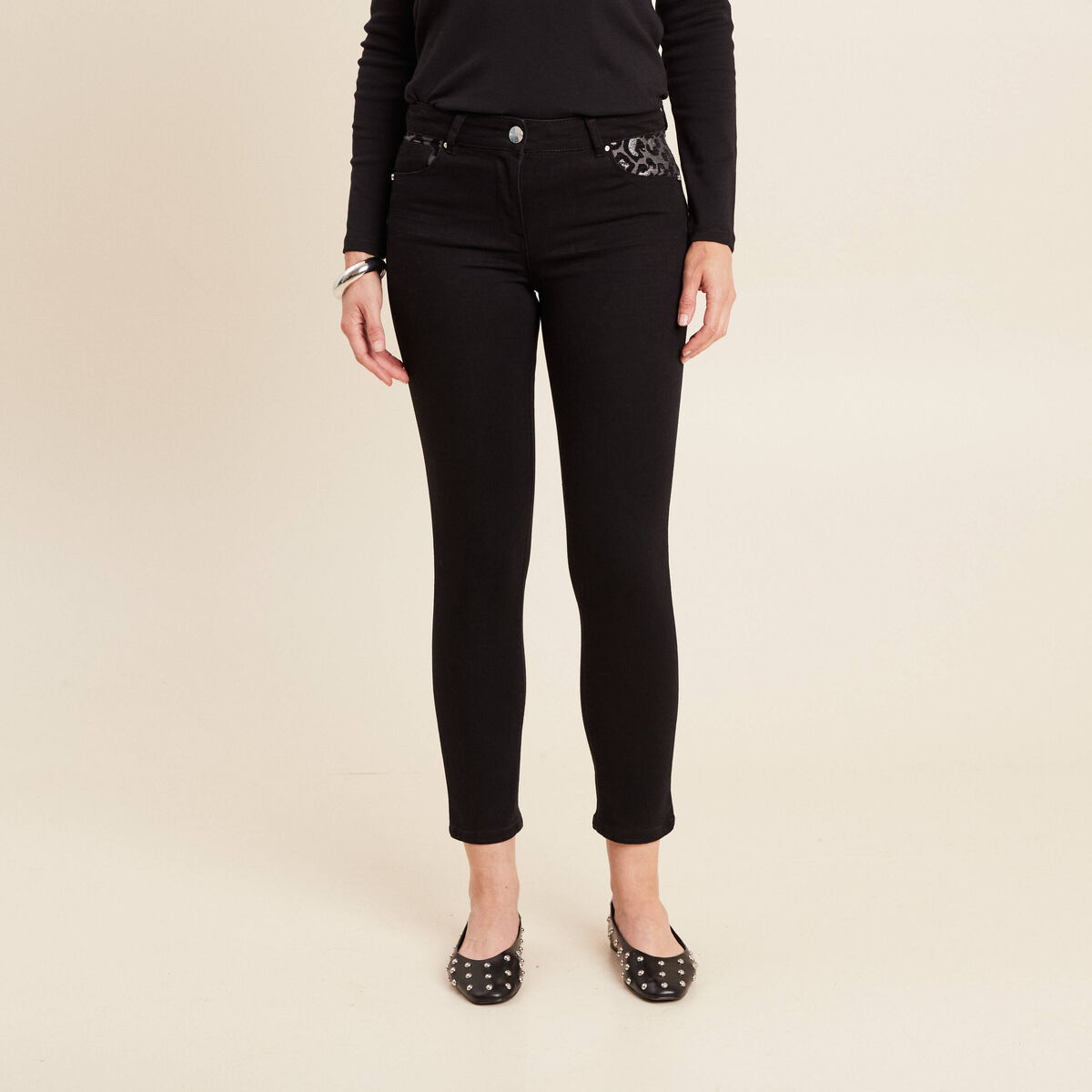 Pantalon ajust&eacute; taille bascul&eacute;e noir femme