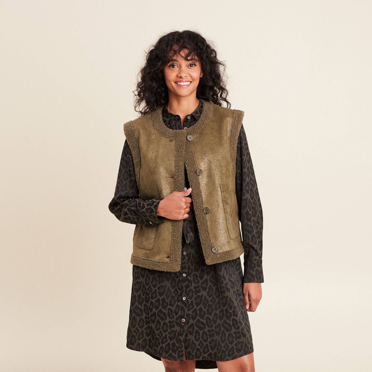 Gilet r&eacute;versible laine mouton vert kaki femme