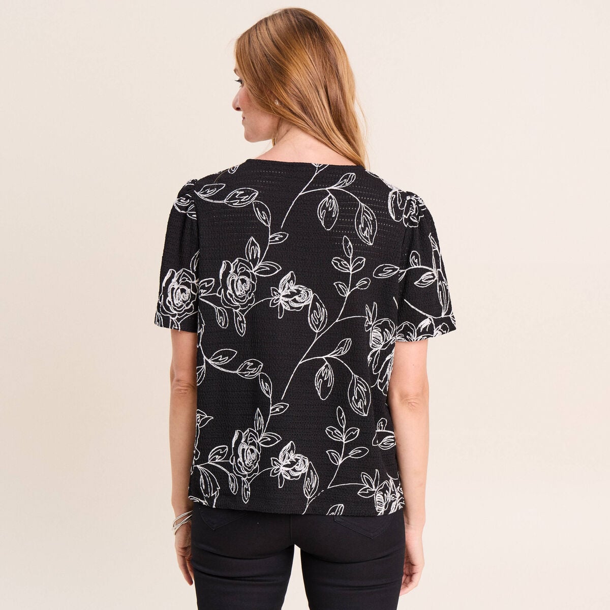 T-shirt col v manches courtes noir femme