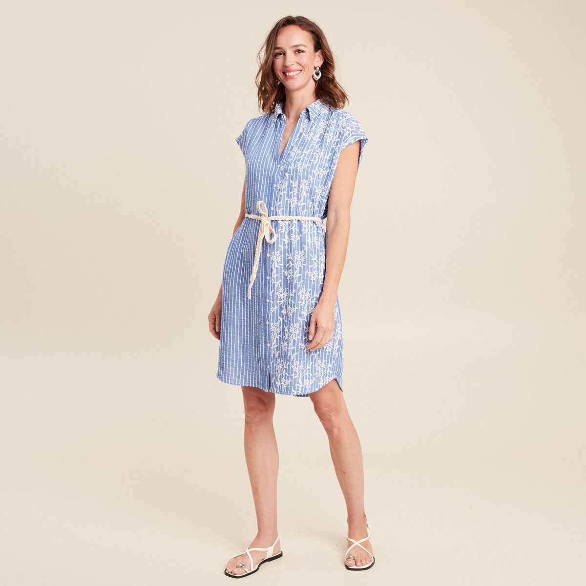 Robe droite courte col chemise ceinture bleu clair femme