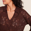 Polo manches 3/4 aspect dentelle marron fonc&eacute; femme