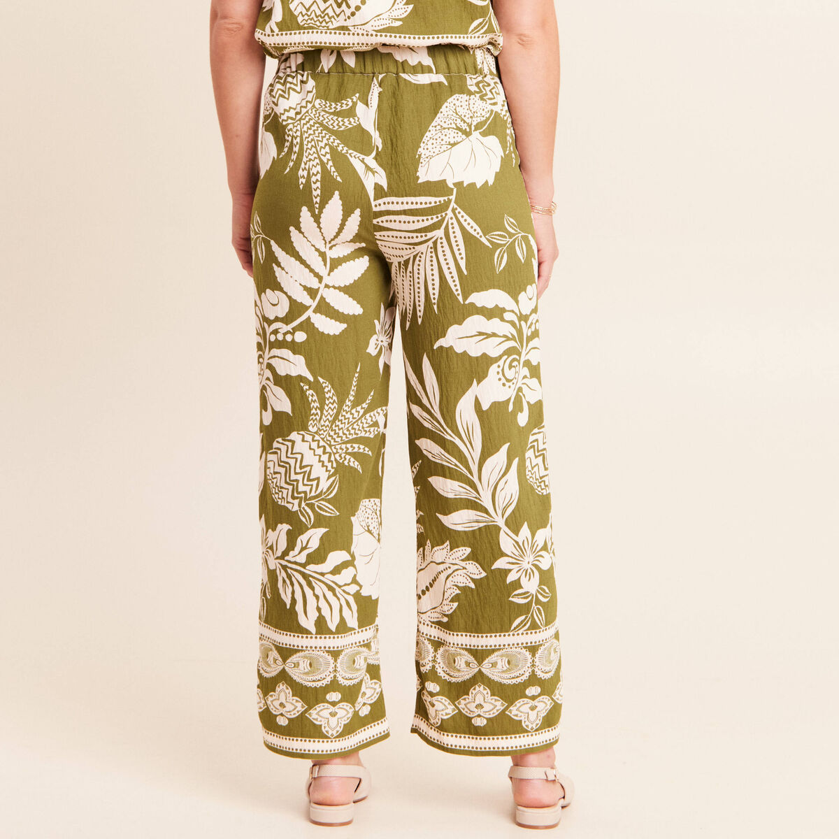 Pantalon large 7/8&egrave;me taille haute vert kaki femme