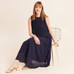 Robe longue &eacute;vas&eacute;e pliss&eacute;e sans manches bleu marine femme