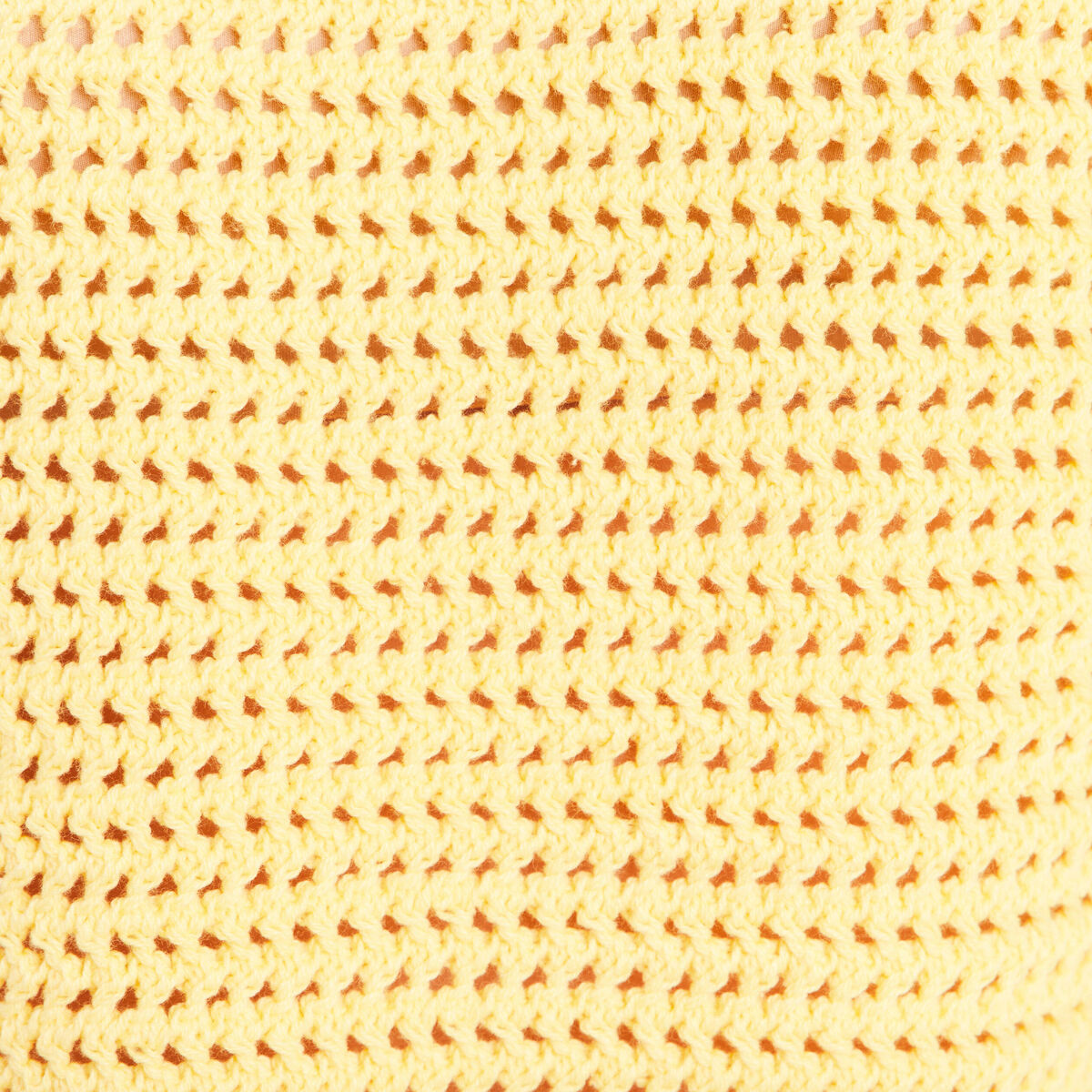 Pull ajour&eacute; sans manches col rond jaune pastel femme