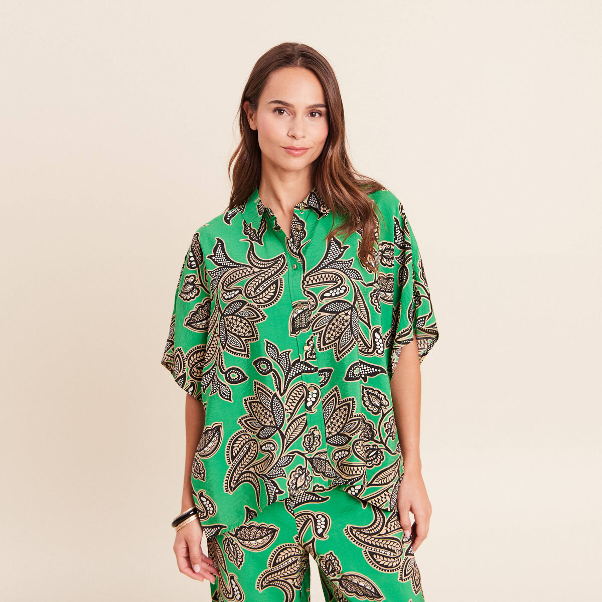 Chemise ample manches courtes fluide vert femme