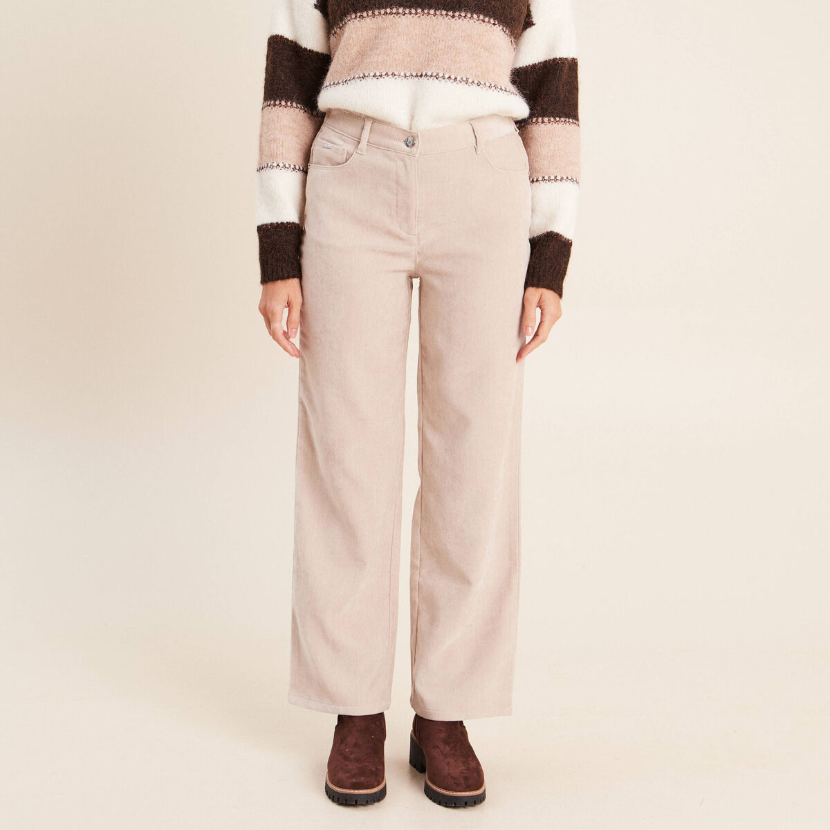 Jean taille haute en velours sable femme