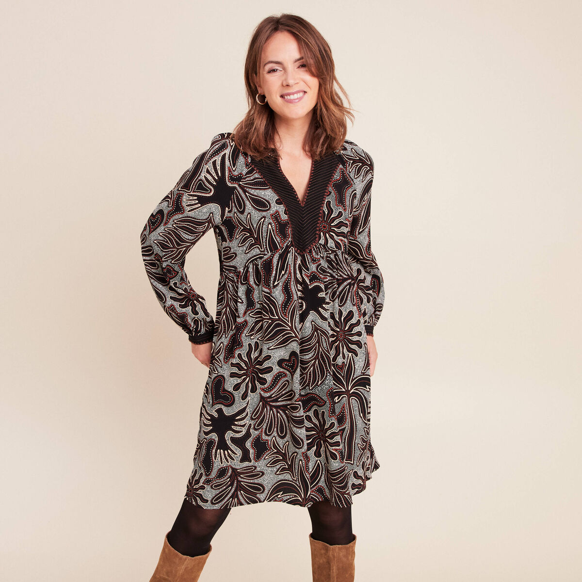 Robe fluide col v manches longues noir femme