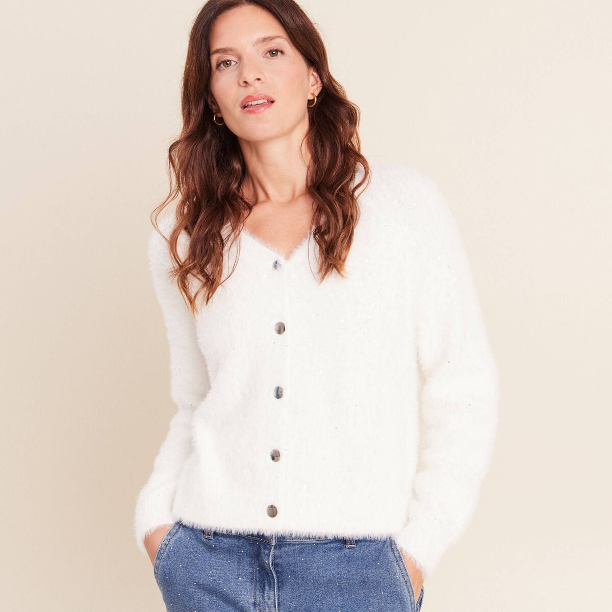 Gilet col V &agrave; sequins ecru femme
