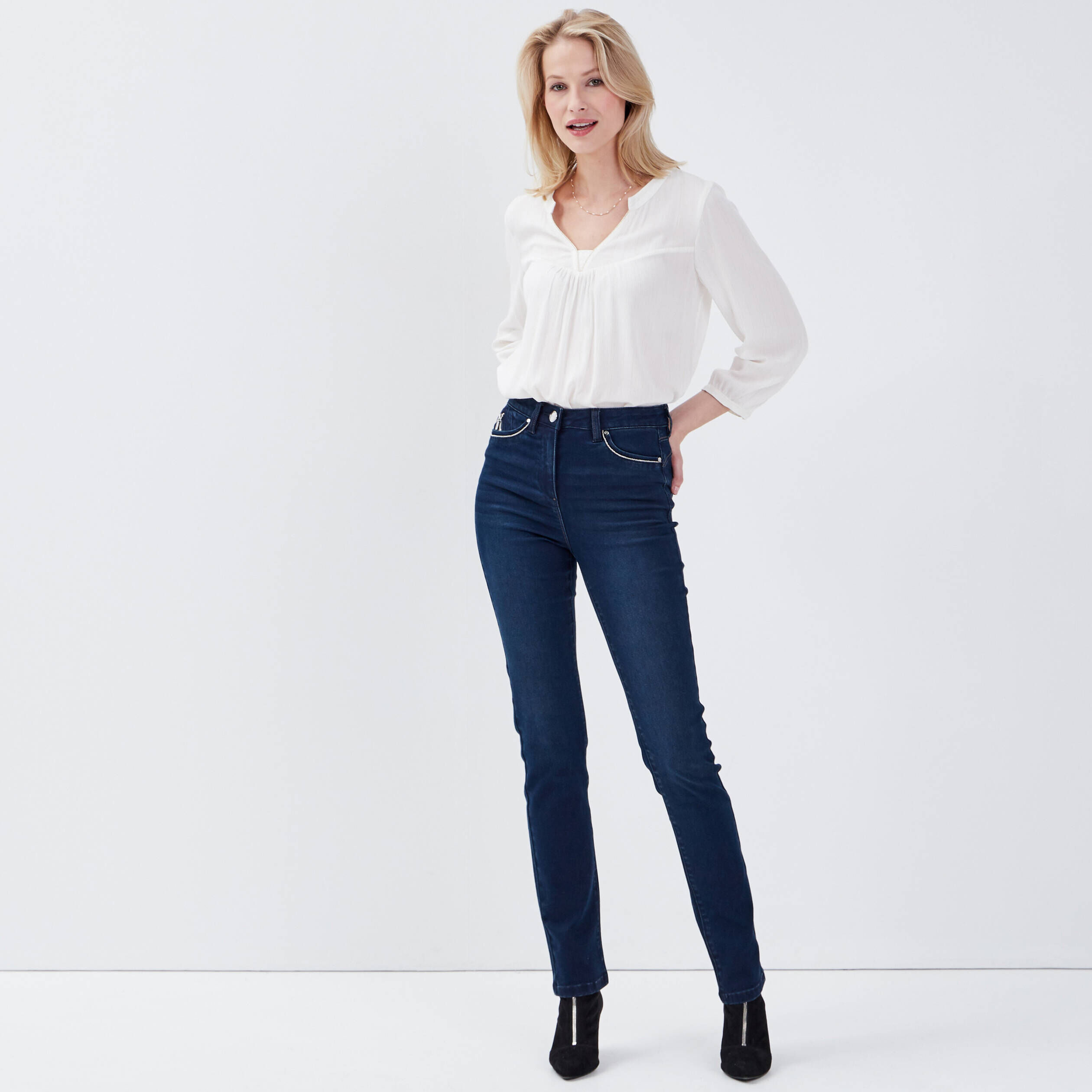 Jean taille haute sales taille 48