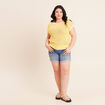 Pull ajour&eacute; sans manches col rond jaune pastel femme