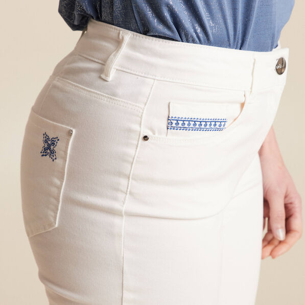 Jean droit brodé blanc femme