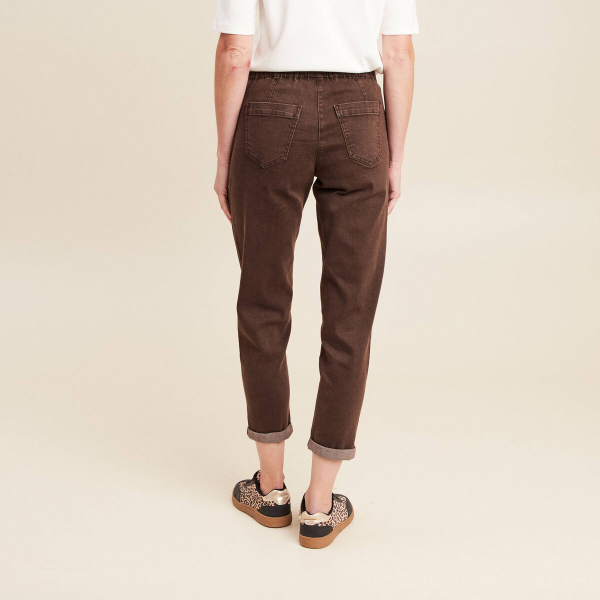 Jean large à coulisse marron foncé femme