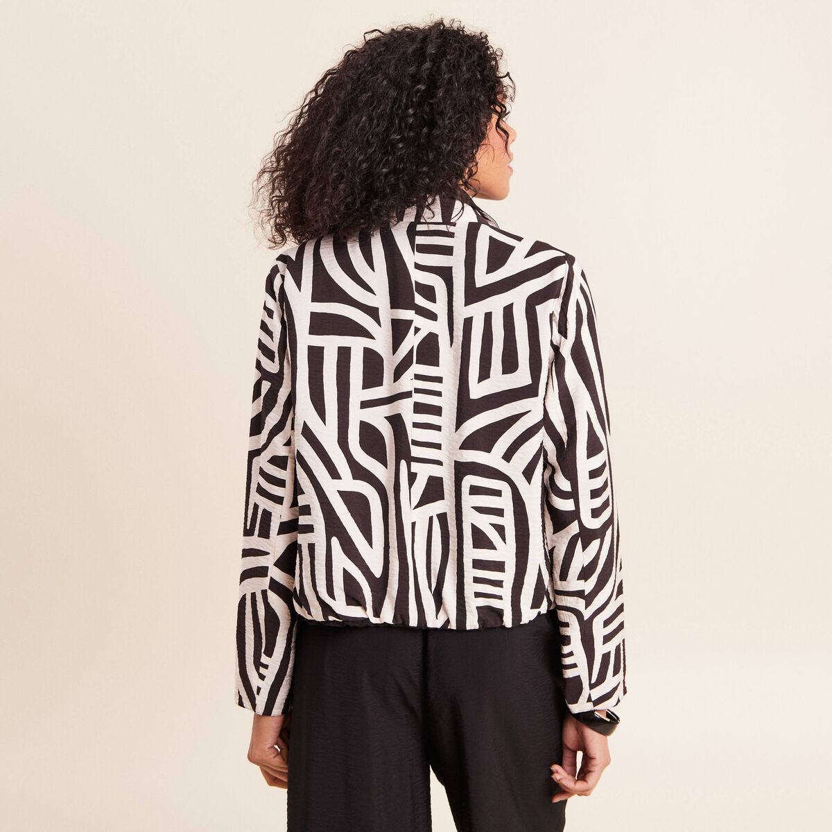 Veste r&eacute;versible manches longues noir femme