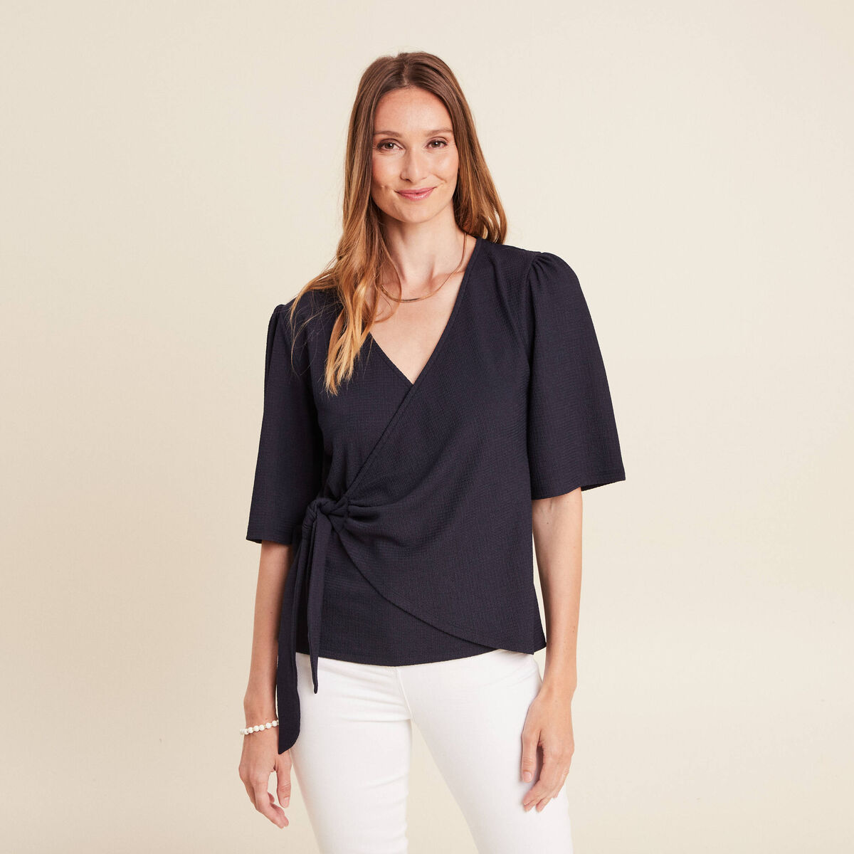 Blouse col V manches coude bleu foncé femme