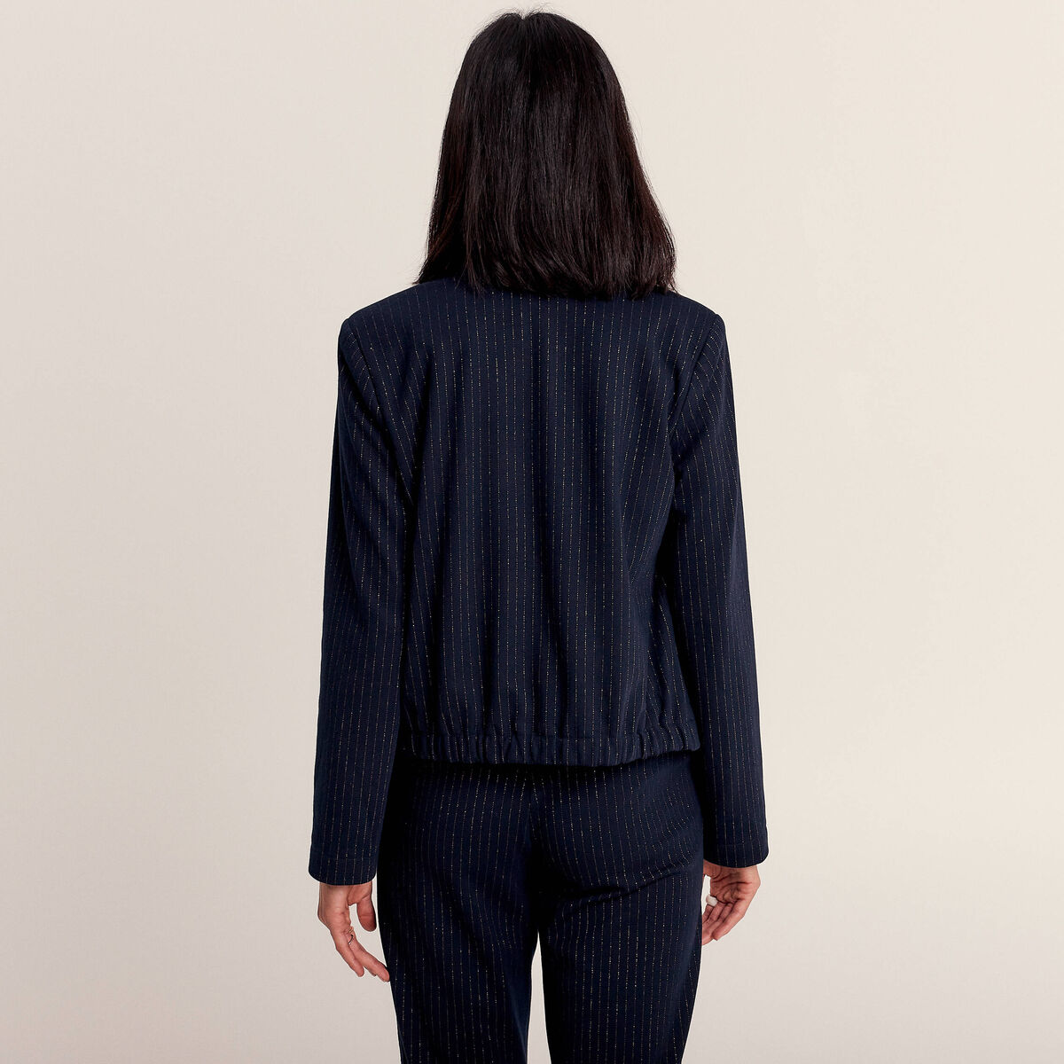 Veste ajust&eacute;e col ch&acirc;le bleu marine femme