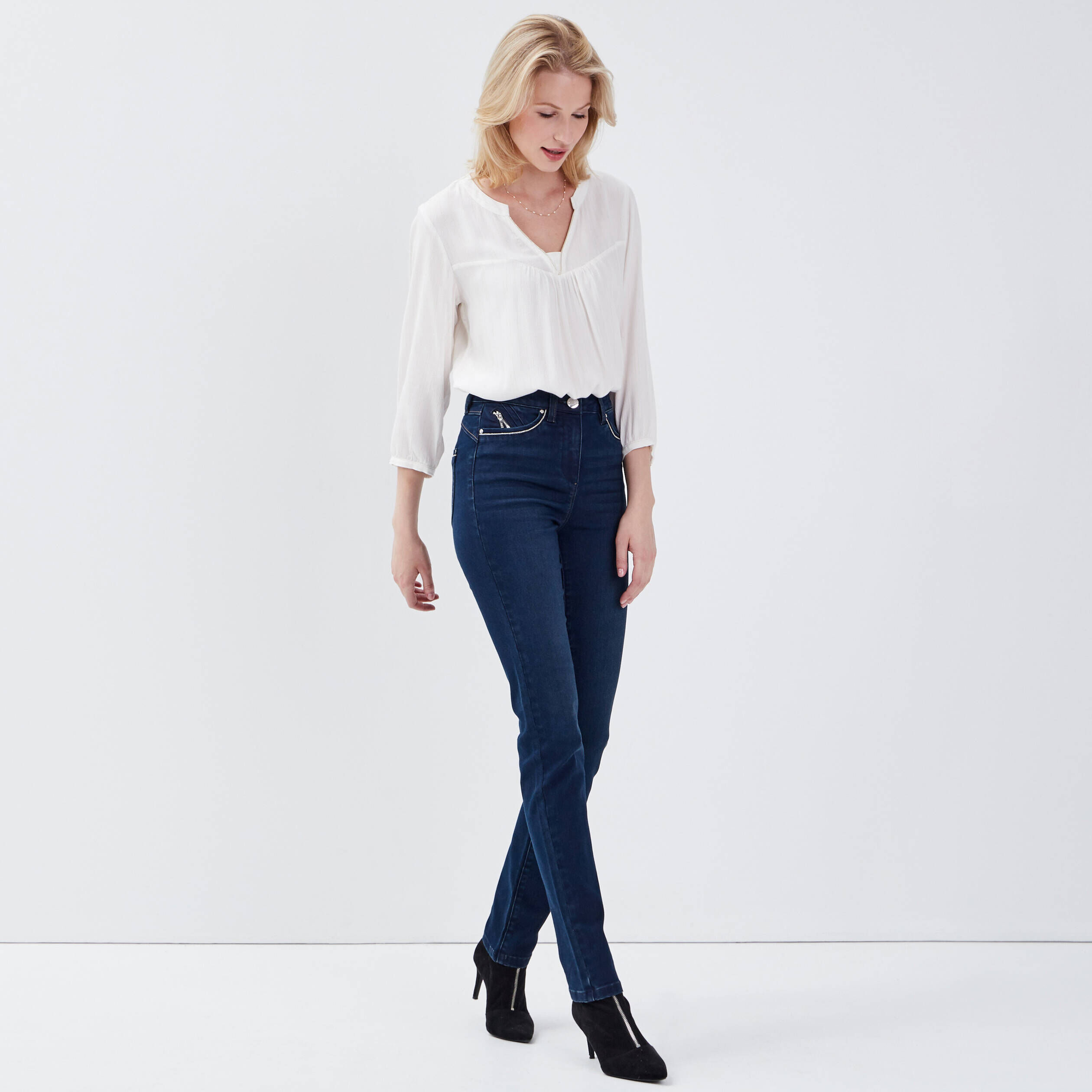 Jean taille haute taille 48 sale