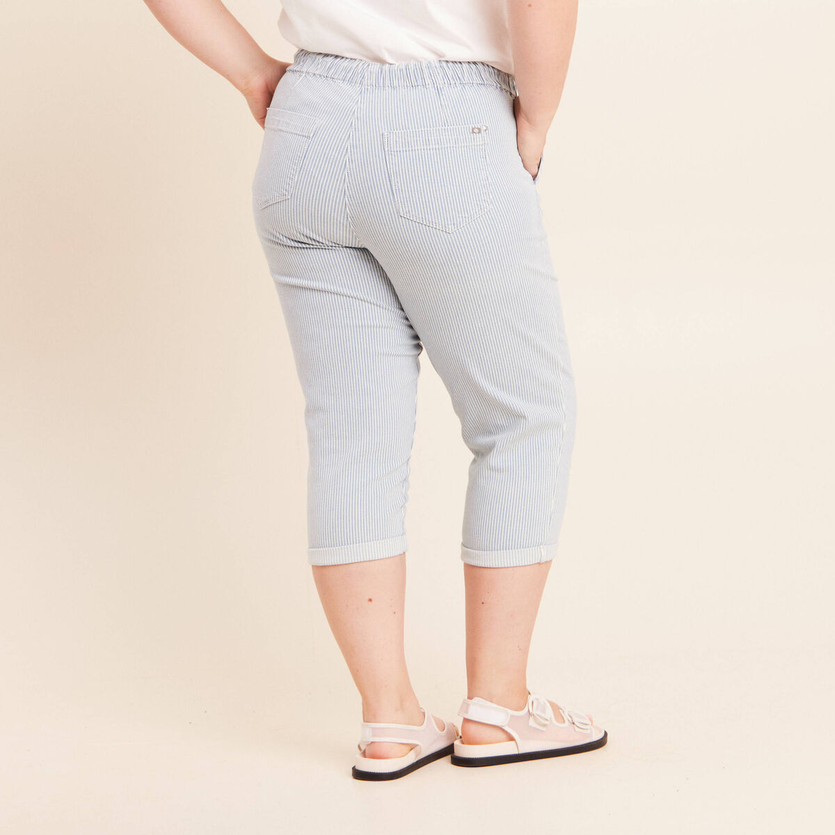 Pantacourt coupe mom bleu femme