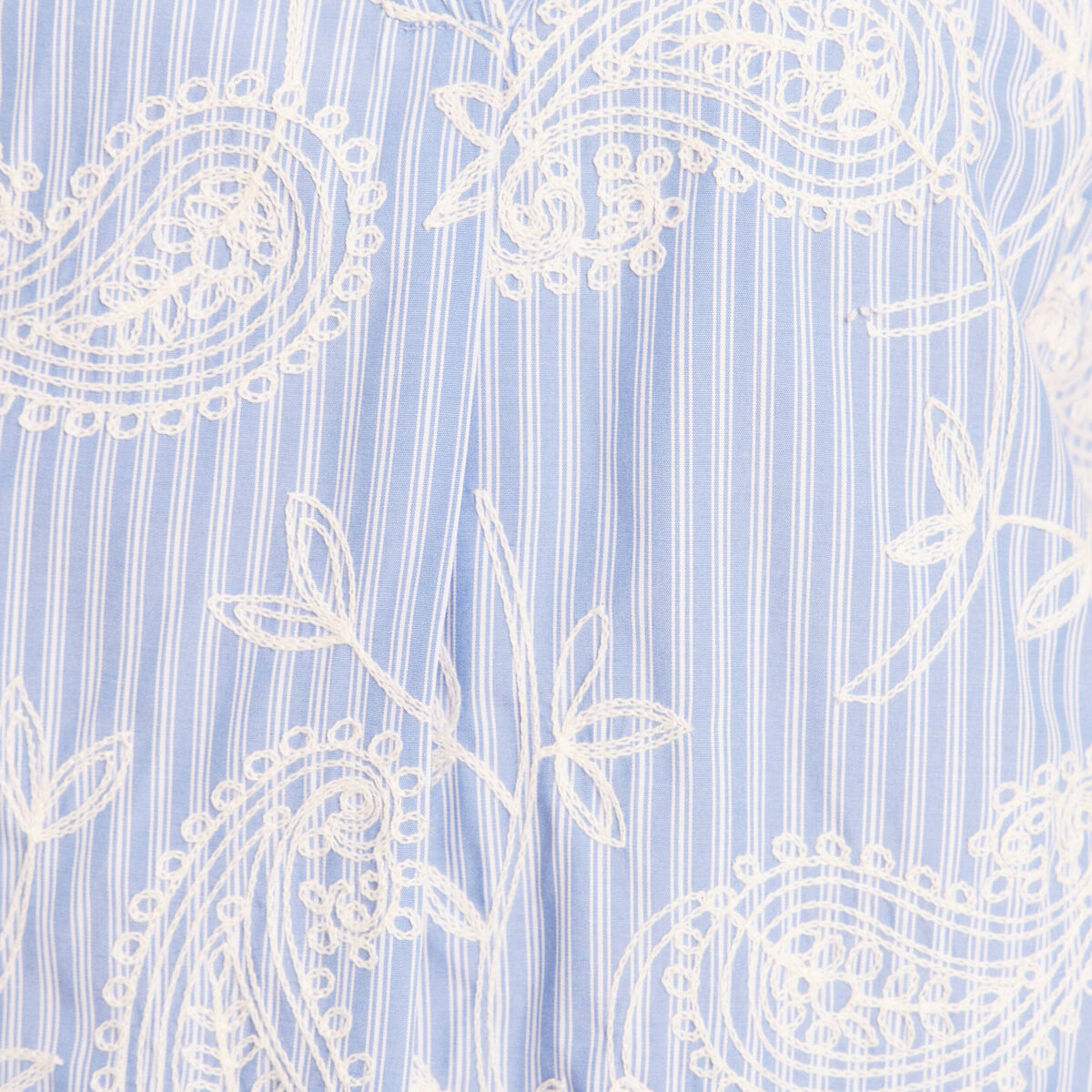 Blouse ample manches longues brod&eacute;e bleu ciel femme