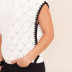 Pull ajour&eacute; sans manches col rond ecru femme