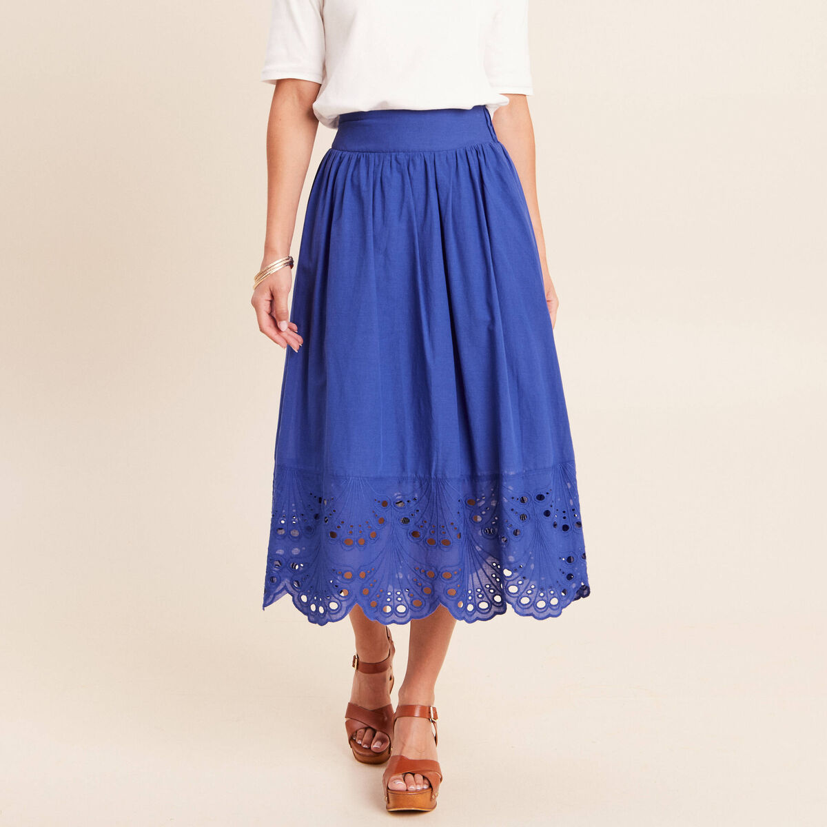 Jupe taille haute doubl&eacute;e avec broderie bleu fonc&eacute; femme