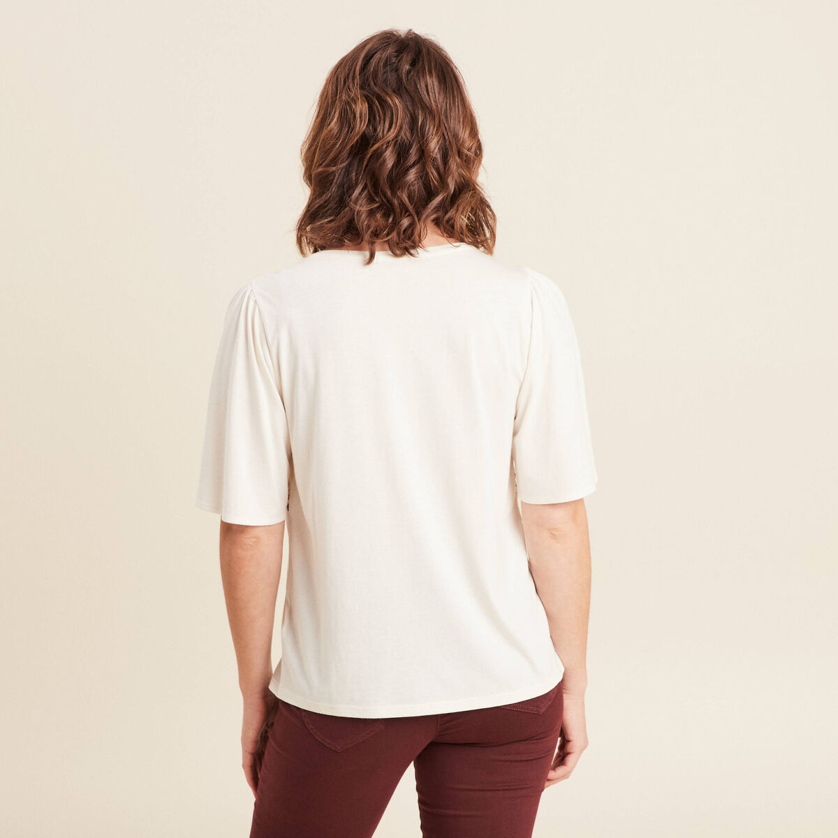 T-shirt manches courtes brodé ecru femme