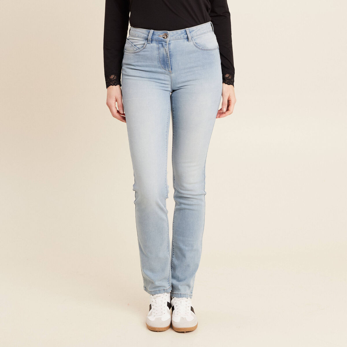 Jean coupe ajust&eacute;e long denim baby bleu femme