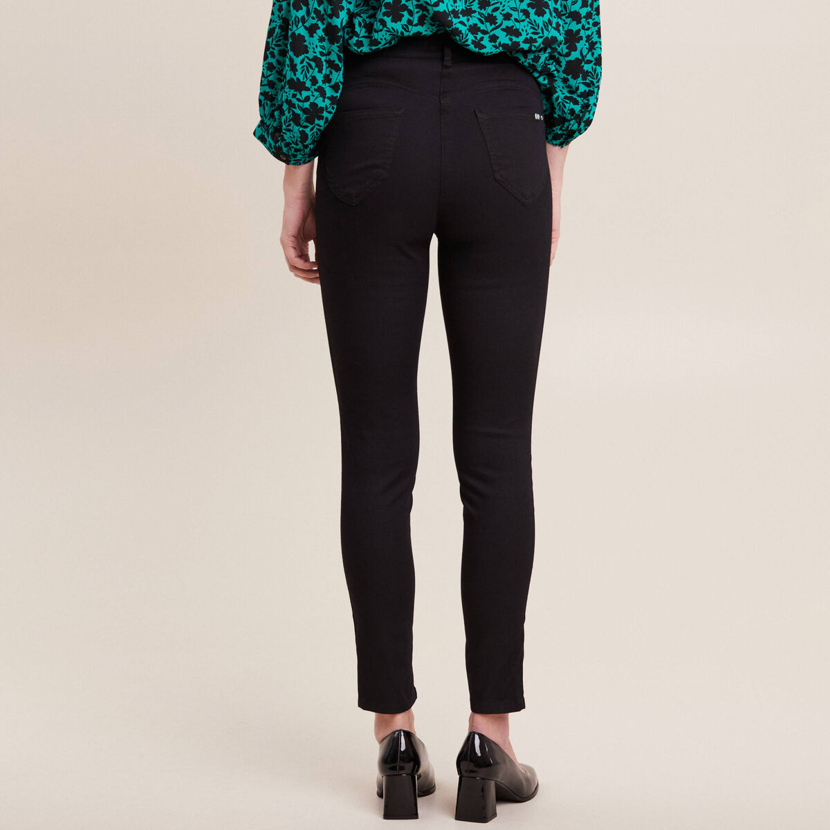 Pantalon magique Le L&eacute;ger coupe ajust&eacute;e noir femme
