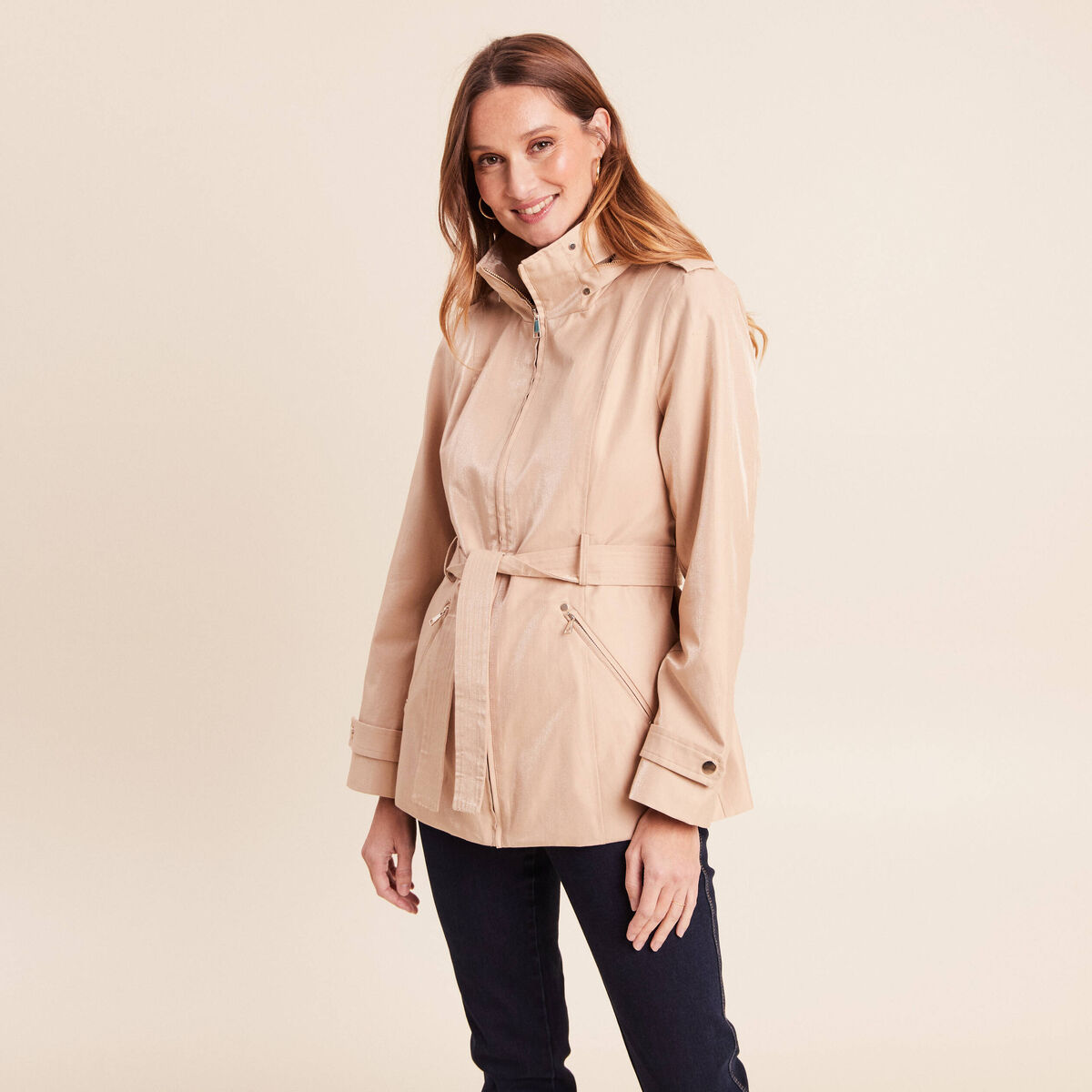 Parka droite ceintur&eacute;e beige femme
