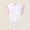 T-shirt broderie bas resserr&eacute; blanc femme