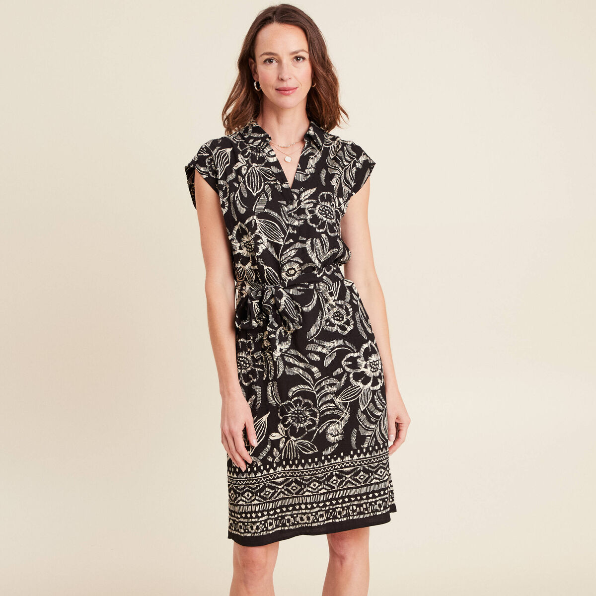 Robe droite courte sans manches noir femme