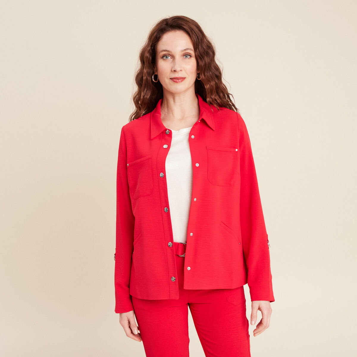 Veste cintr&eacute;e boutonn&eacute;e rouge femme