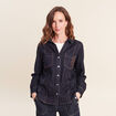 Chemise cintr&eacute;e en jean manches longues denim brut femme