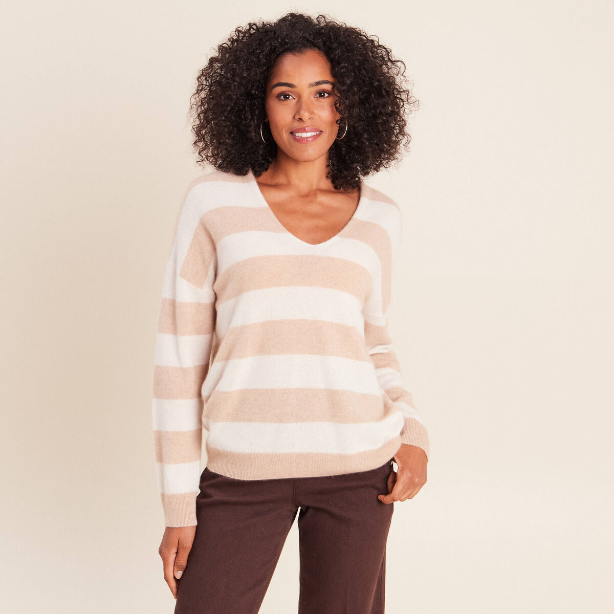 Pull col v beige femme