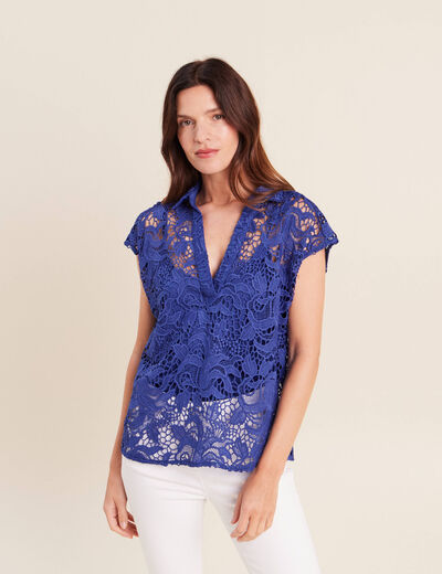 Blouse manches courtes aspect dentelle bleu fonc&eacute; femme