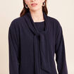 Pull col ch&acirc;le manches longues bleu marine femme