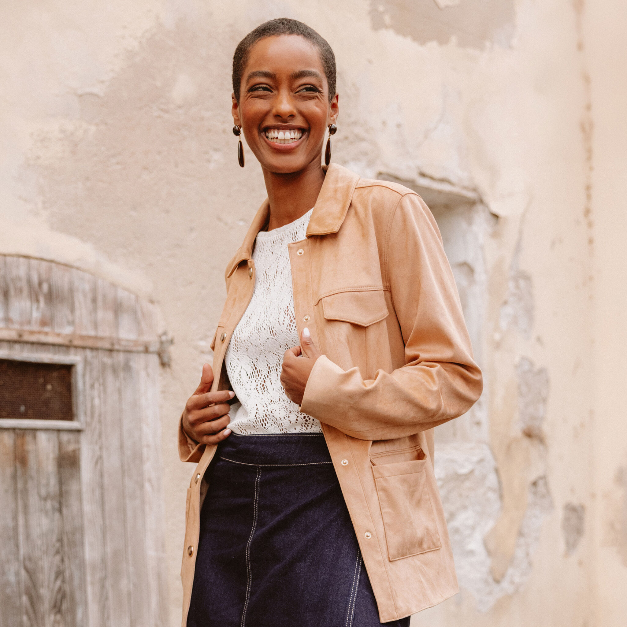 Veste simili cuir : coupe biker, cintrée ou oversize. L