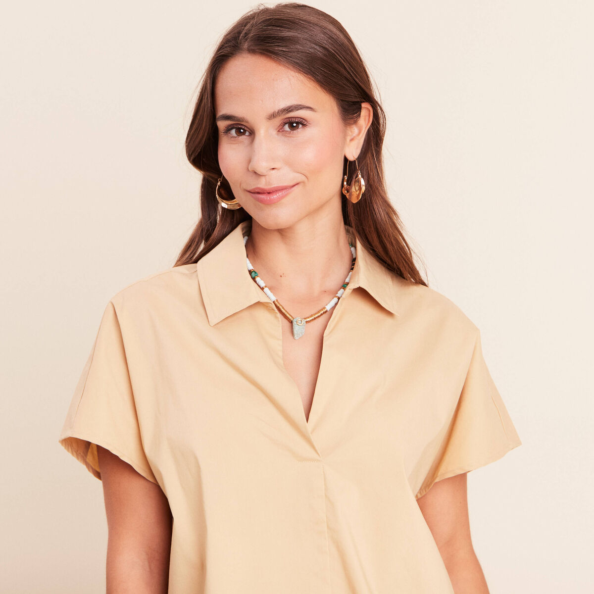 Blouse ample col chemise manches courtes beige femme