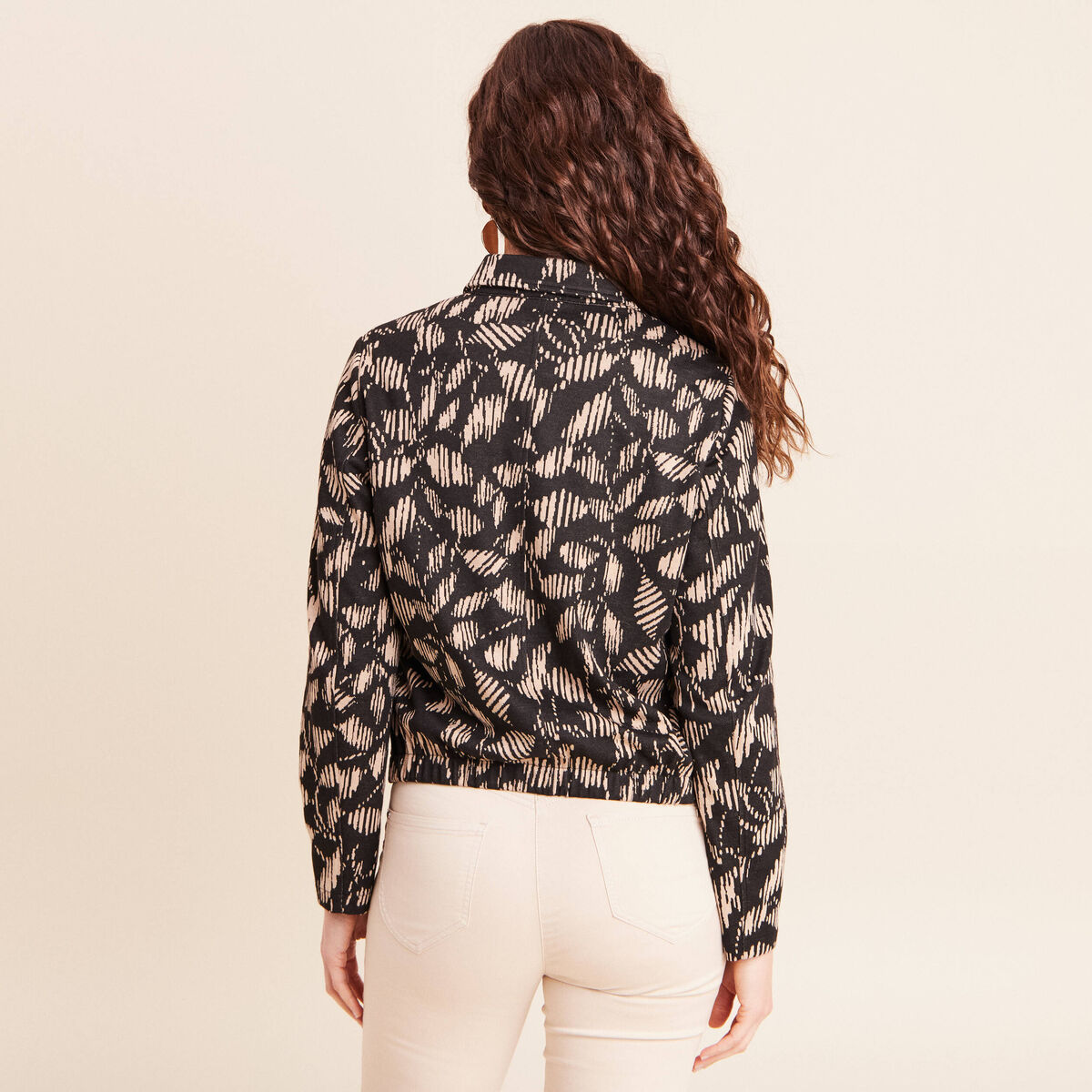 Veste droite doubl&eacute;e noir femme