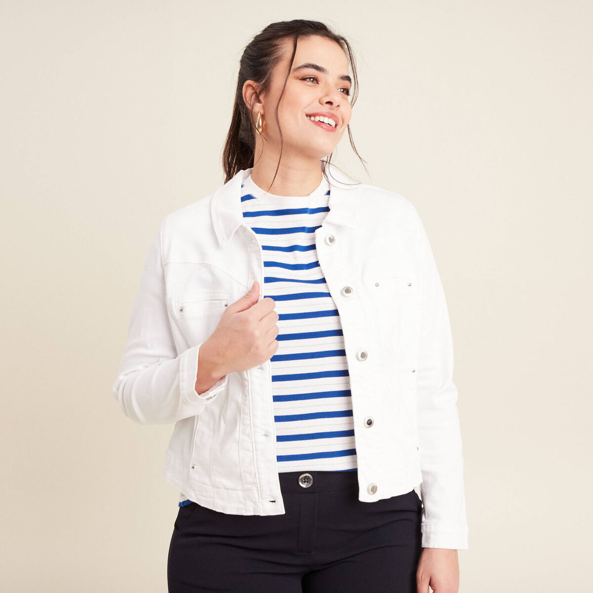 Blouson ajusté boutonné ecru femme
