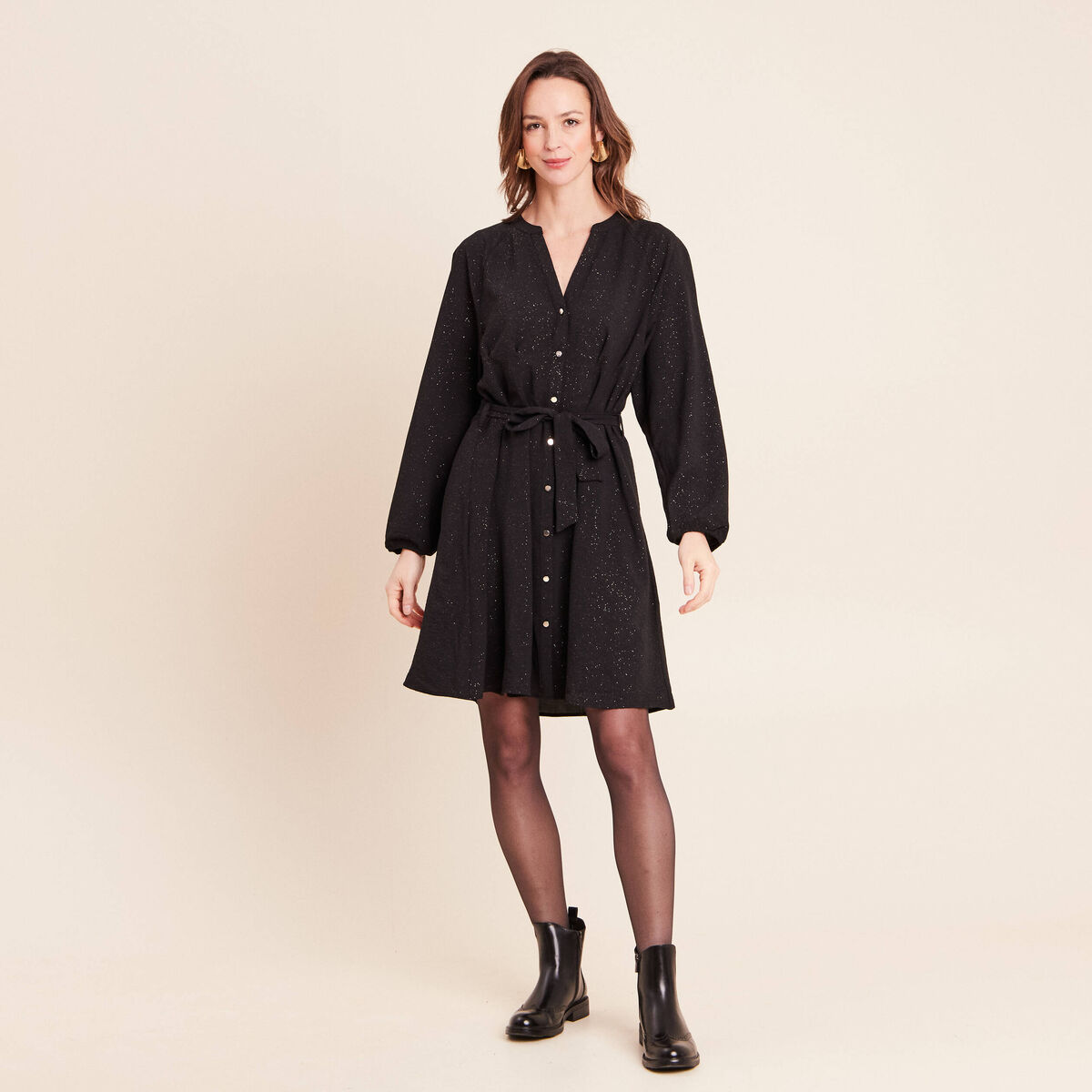 Robe courte col tunisien &agrave; paillettes noir femme