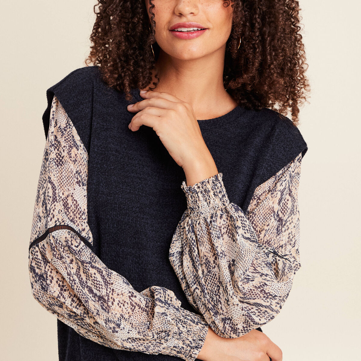 T-shirt col rond manches longues bleu marine femme