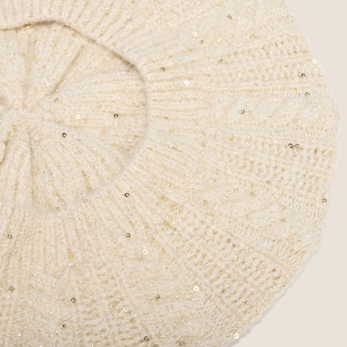 B&eacute;ret aspect laineux creme femme
