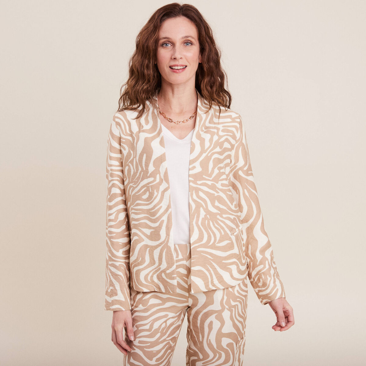Veste droite manches longues beige femme