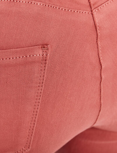 Jean magique ajusté taille standard rose femme