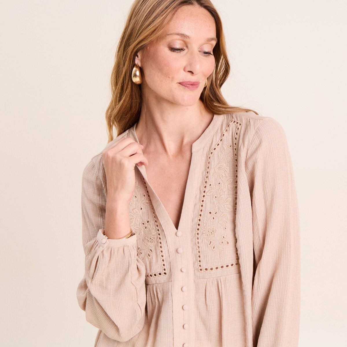 Chemise ample courte avec broderie sable femme
