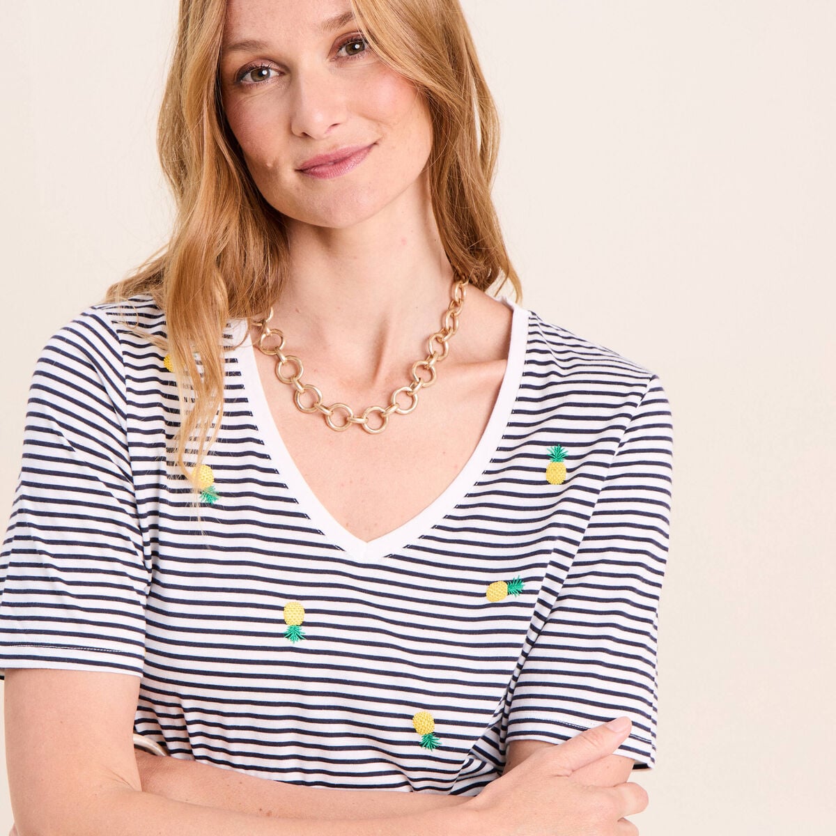 T-shirt droit broderie manches courtes bleu femme