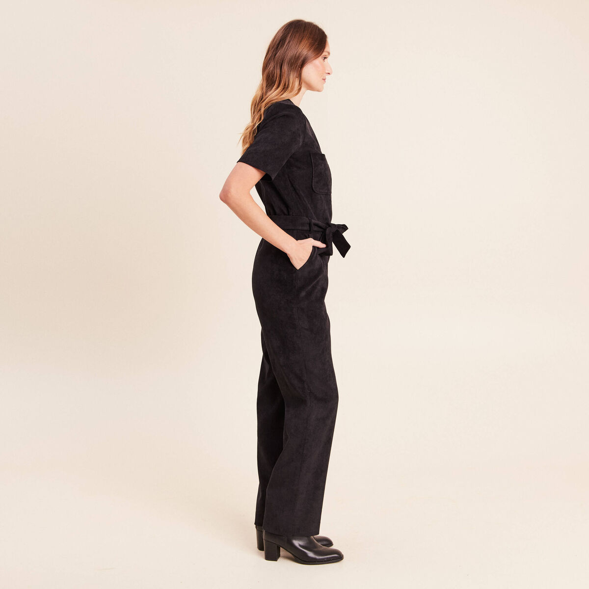 Combinaison en velours noir femme