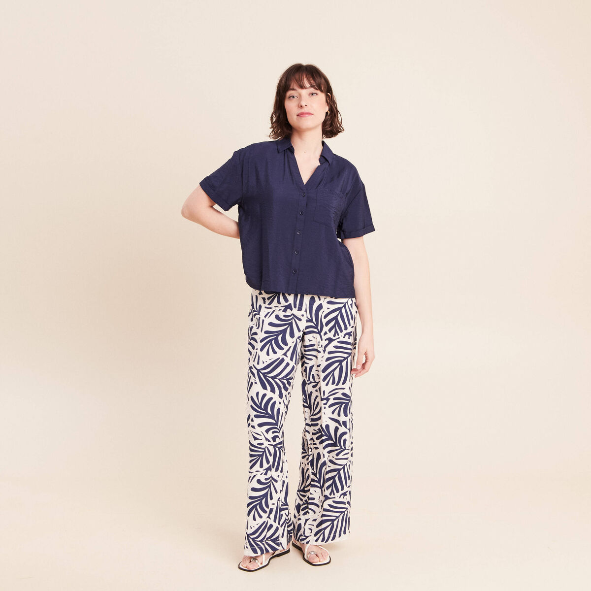 Chemise ample courte &agrave; manches courtes bleu marine femme