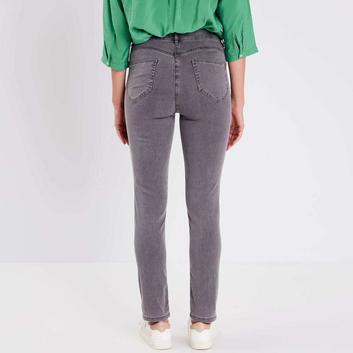 Jean magique Le L&eacute;ger coupe ajust&eacute;e denim gris femme