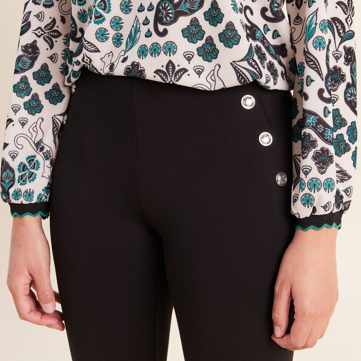 Legging 7/8&egrave;me taille bascul&eacute;e en maille noir femme